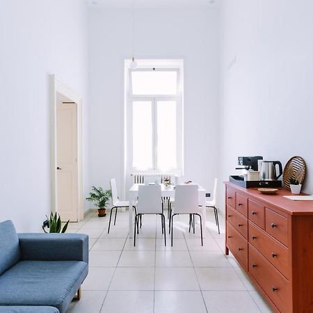Pangea E Panthalassa B&B Lecce Exteriör bild