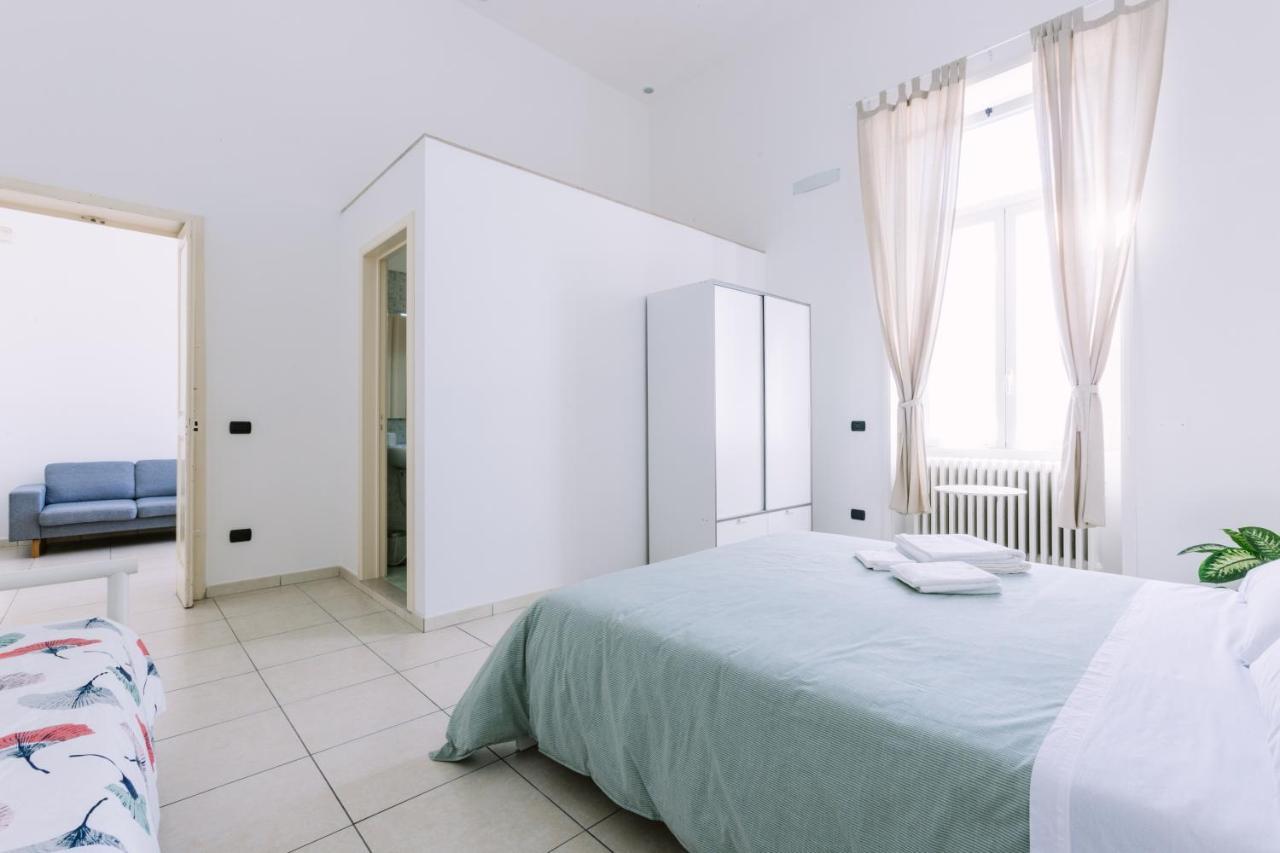 Pangea E Panthalassa B&B Lecce Exteriör bild